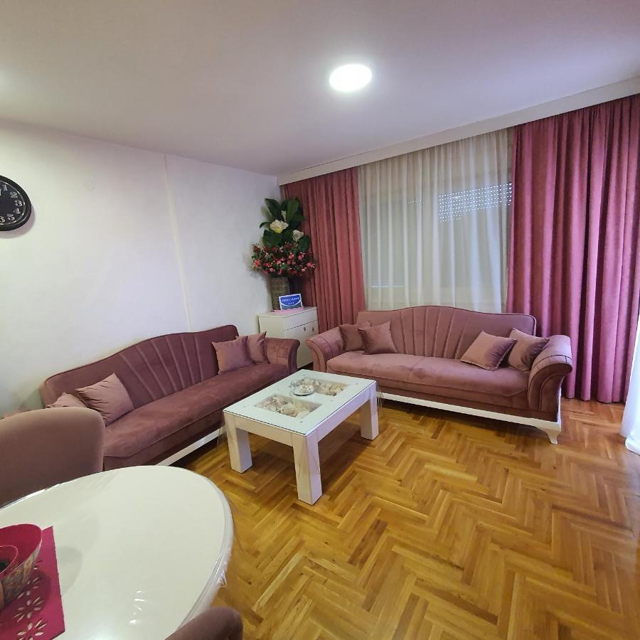 Apartman Kristina, Istocno Sarajevo,Vojvode Radomira Putnika 49F Lukavica Exterior photo